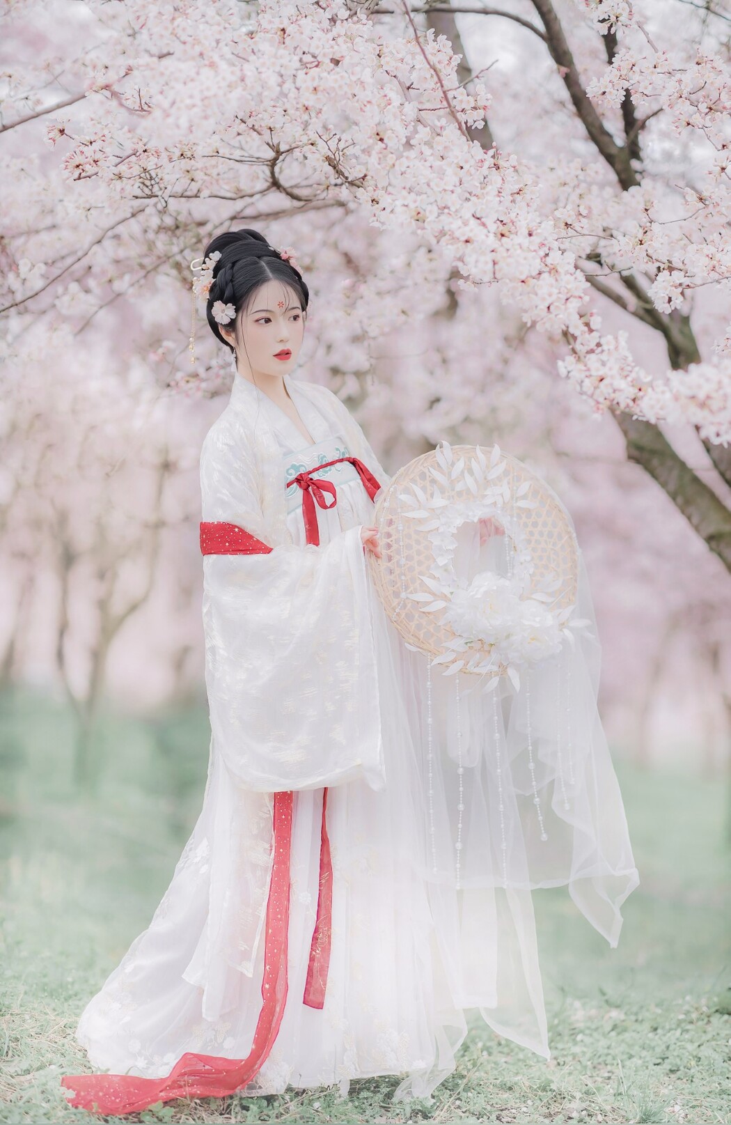 YiTuYu艺图语 Vol.1602 Tong Tong