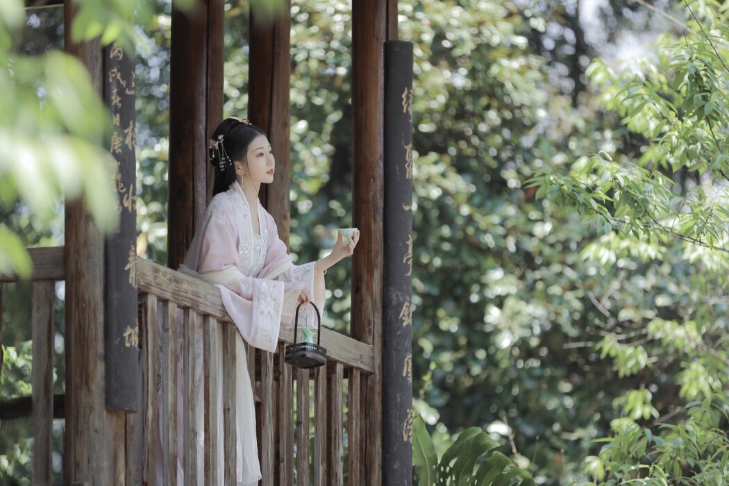 YiTuYu艺图语 Vol.1557 Suan La Tang Er