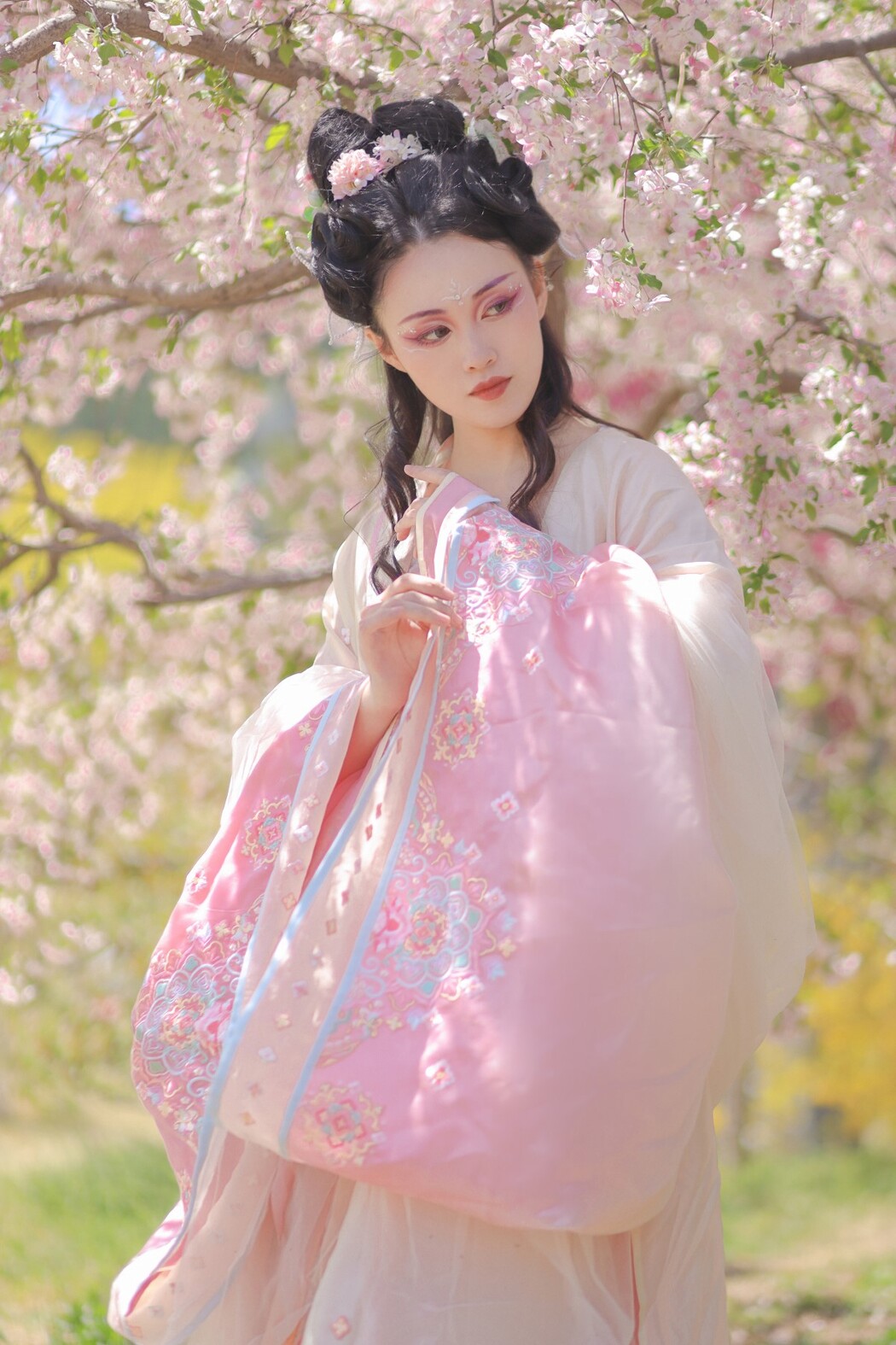 YiTuYu艺图语 Vol.1592 Qing Shuang e