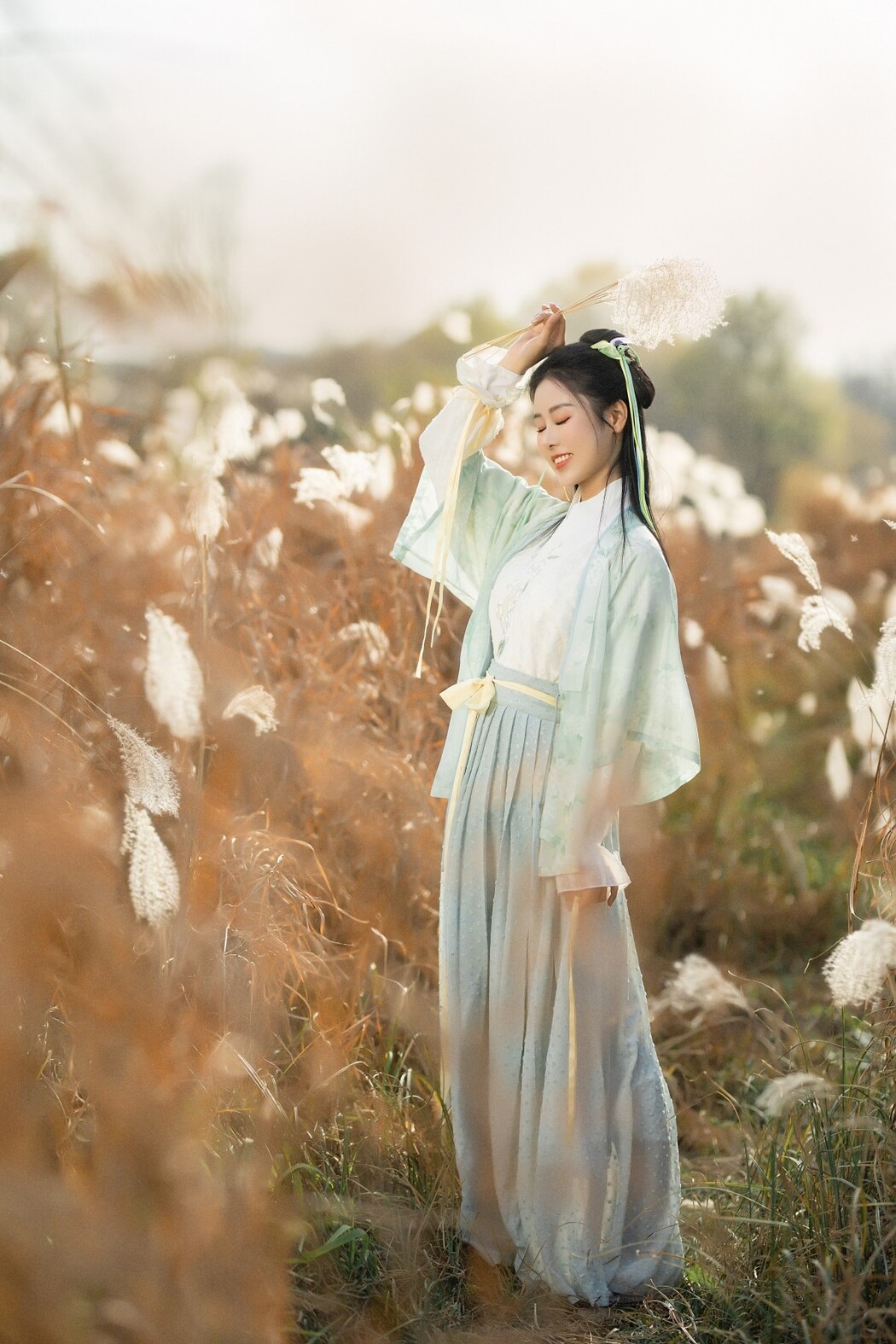 YiTuYu艺图语 Vol.1561 Ren Jian Yue-Su Chen