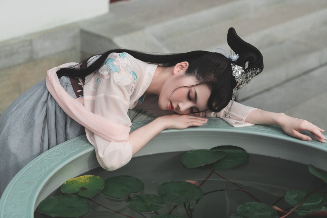 YiTuYu艺图语 Vol.1629 Dtifa Ding Xiao Ni