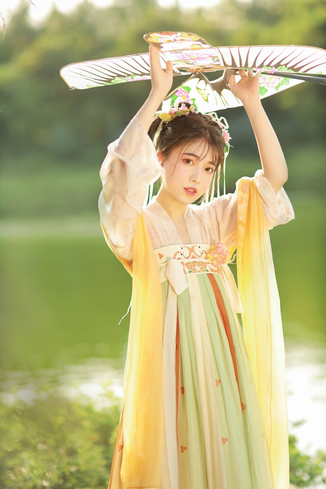 YiTuYu艺图语 Vol.1637 Wo Chao Bai