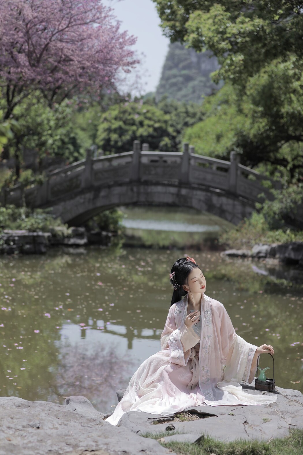 YiTuYu艺图语 Vol.1557 Suan La Tang Er