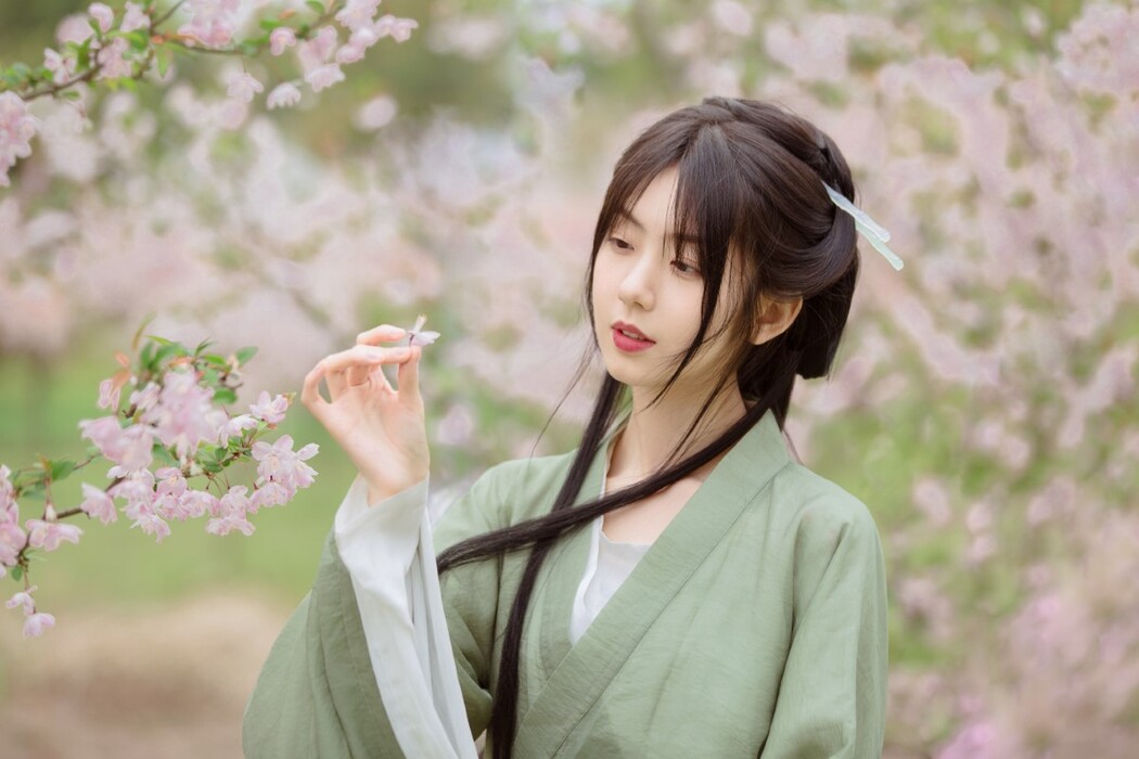 YiTuYu艺图语 Vol.1587 Wang Yun Han Han