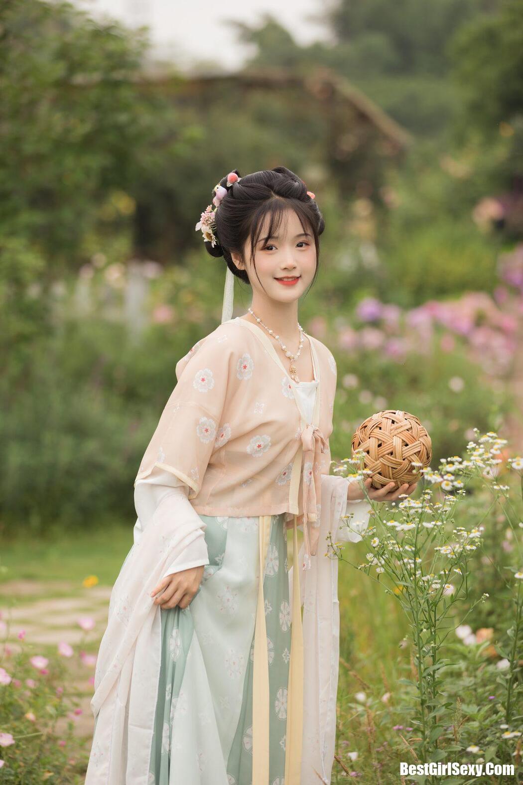 YiTuYu艺图语 Vol.162 Miki Xiao Bao Zi