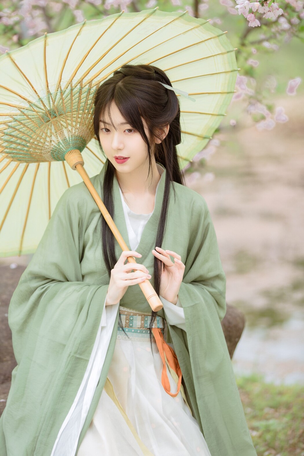 YiTuYu艺图语 Vol.1587 Wang Yun Han Han