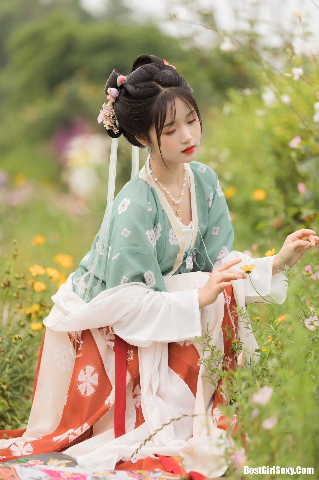 YiTuYu艺图语 Vol.162 Miki Xiao Bao Zi