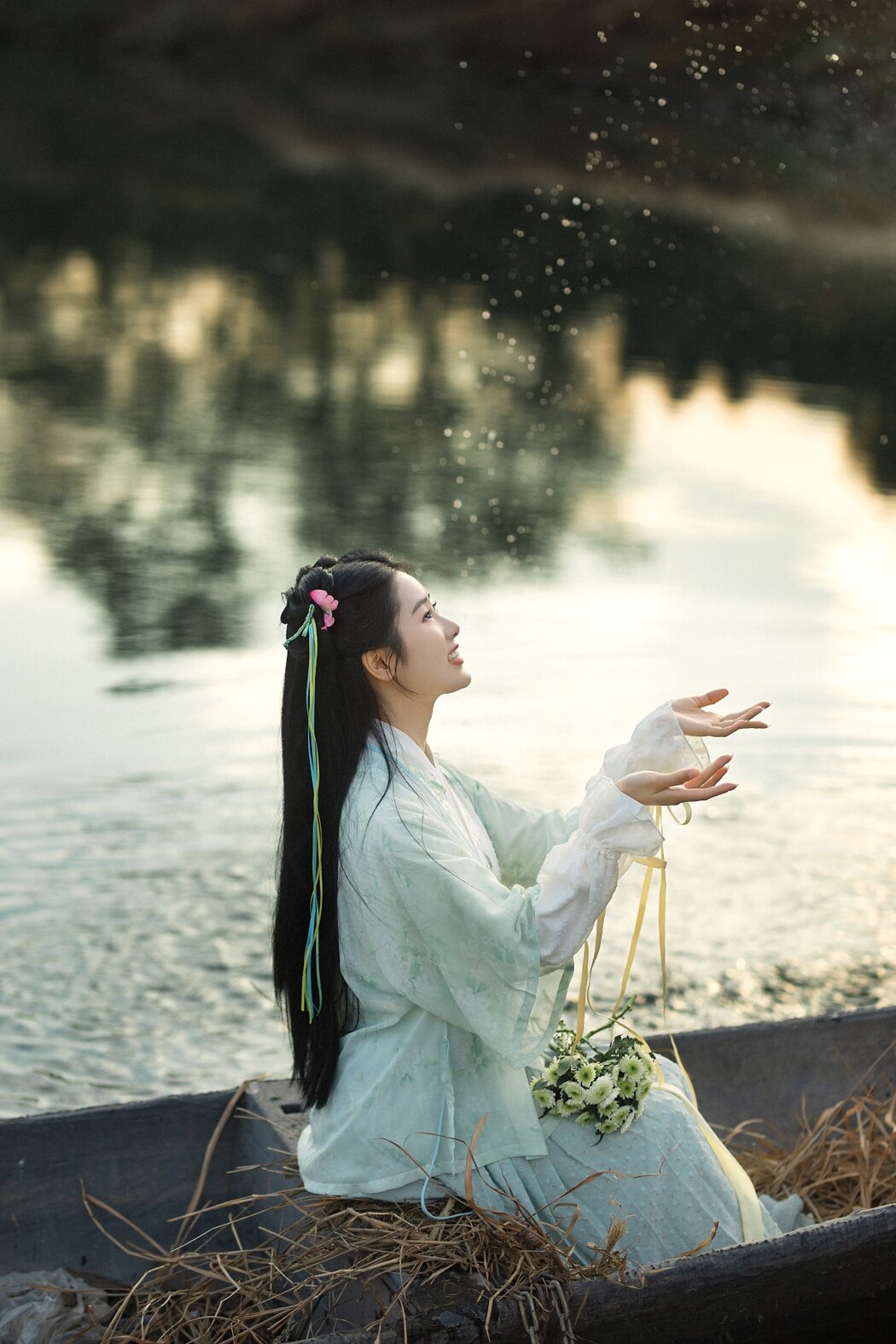 YiTuYu艺图语 Vol.1561 Ren Jian Yue-Su Chen