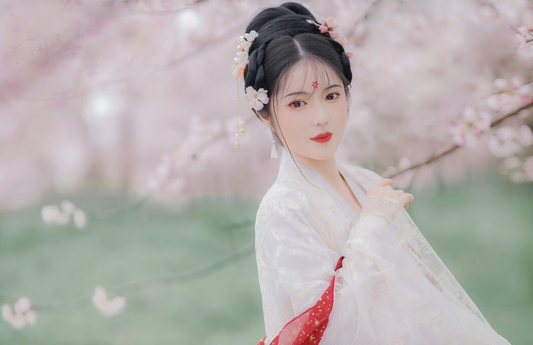 YiTuYu艺图语 Vol.1602 Tong Tong