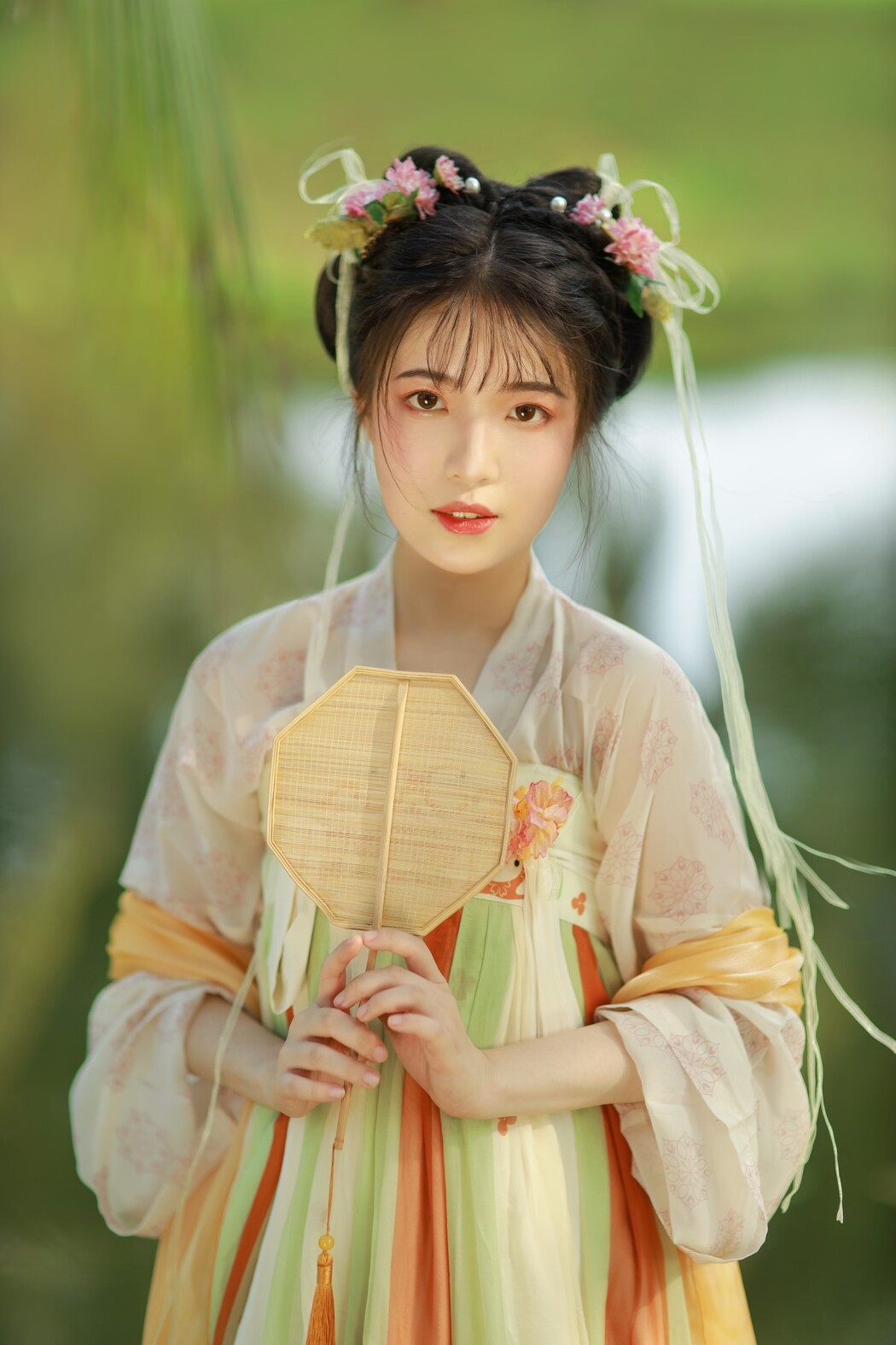 YiTuYu艺图语 Vol.1637 Wo Chao Bai