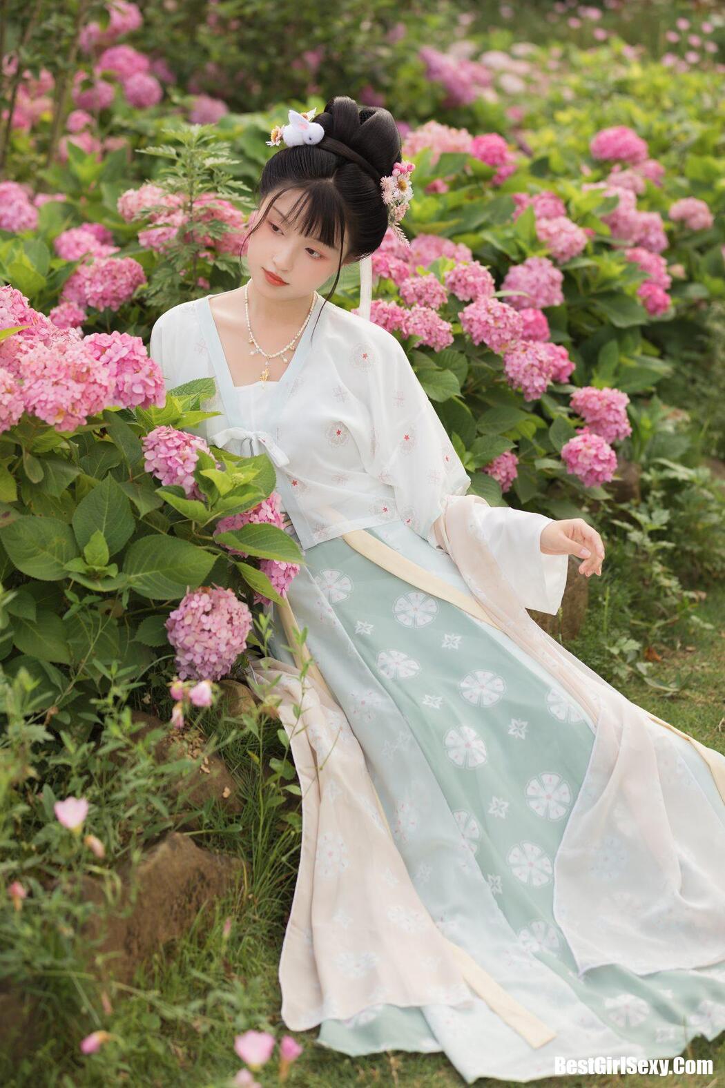 YiTuYu艺图语 Vol.162 Miki Xiao Bao Zi