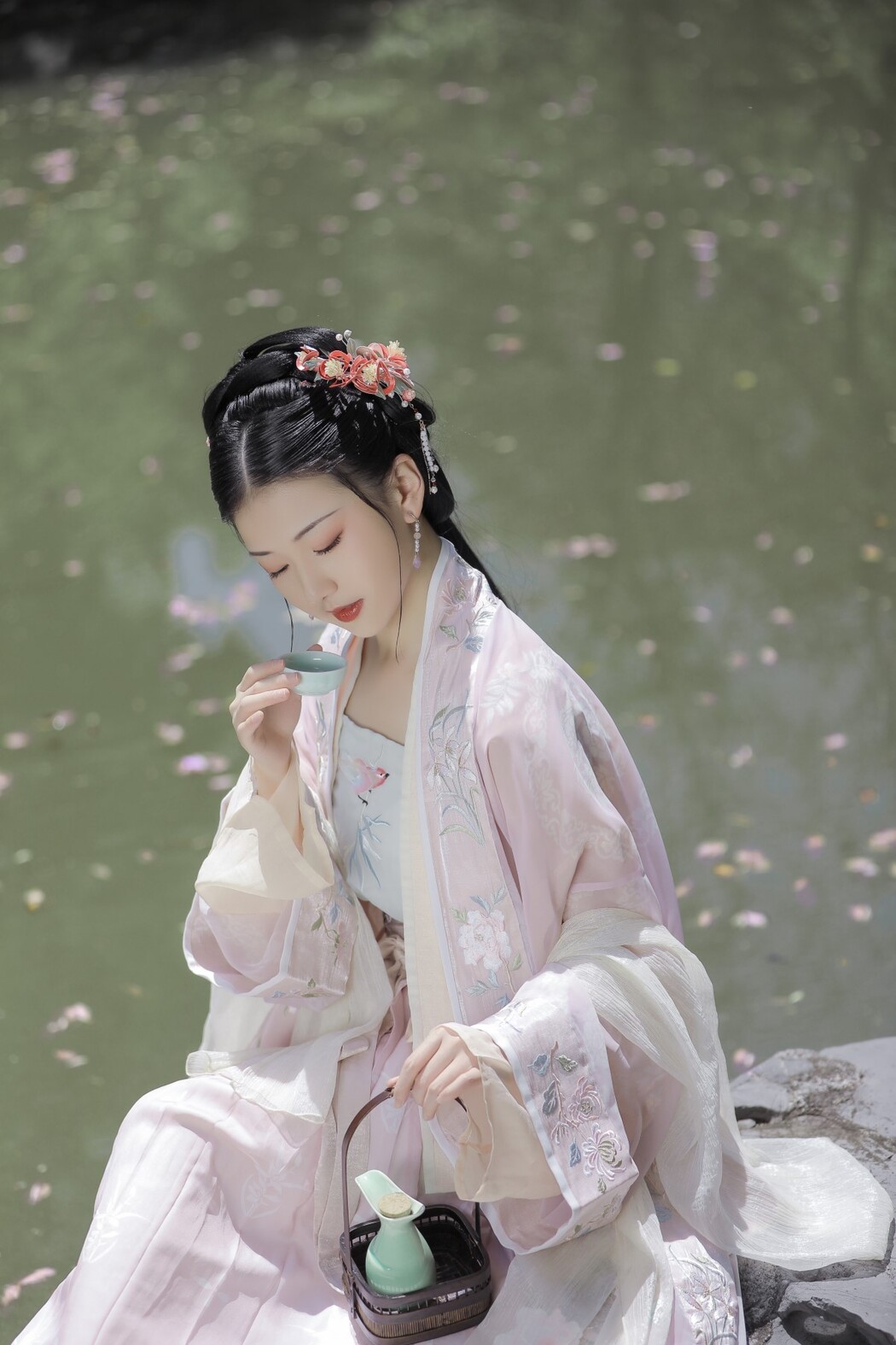 YiTuYu艺图语 Vol.1557 Suan La Tang Er