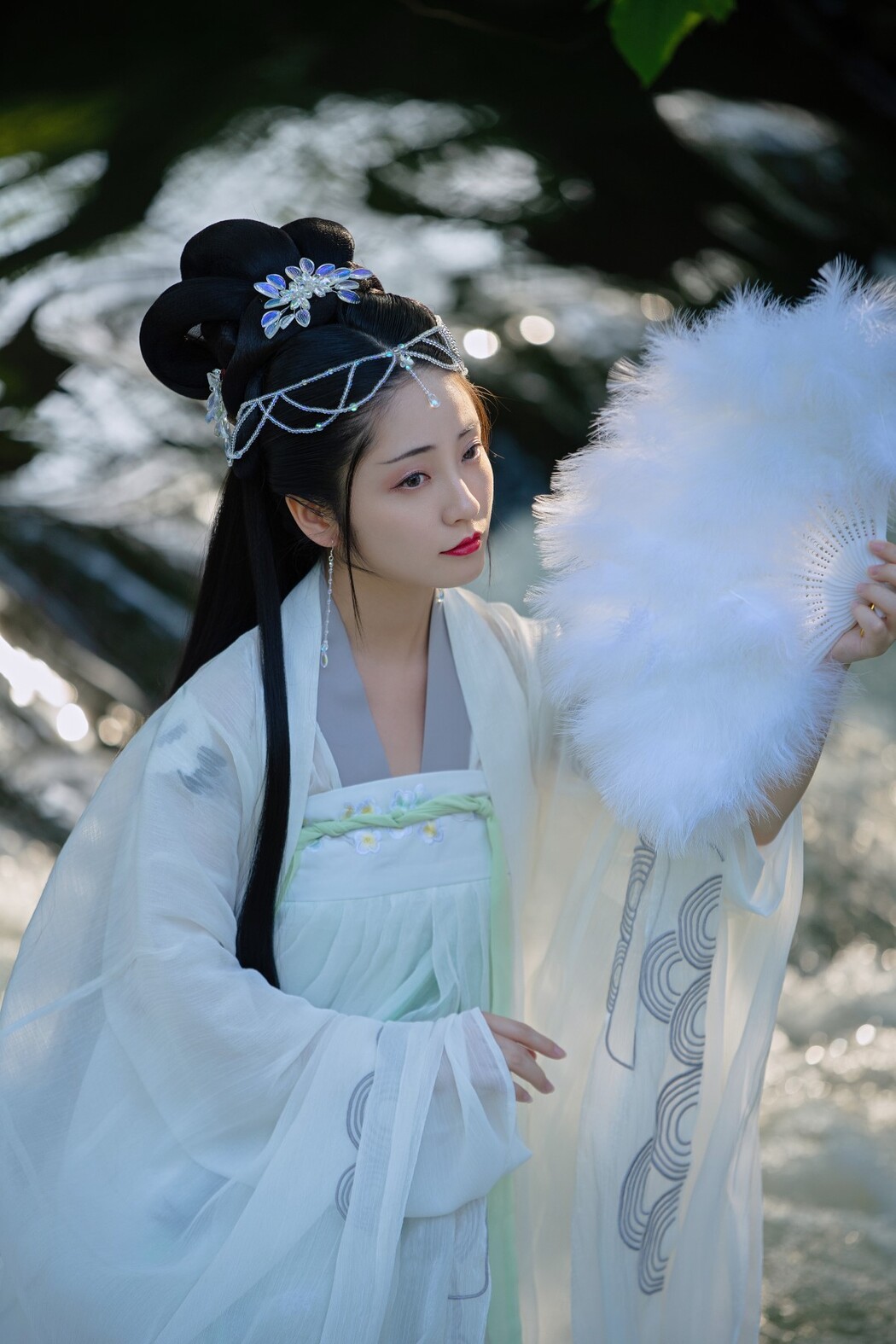 YiTuYu艺图语 Vol.1586 Xiao Wen Nuan Xiang Yao Ge Da Tai Yang