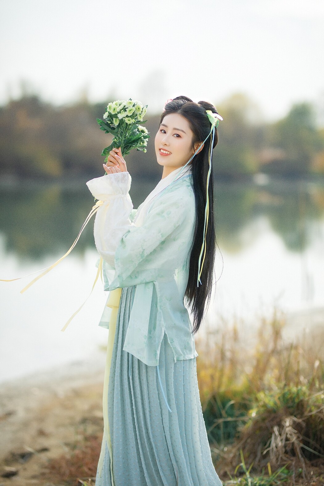 YiTuYu艺图语 Vol.1561 Ren Jian Yue-Su Chen