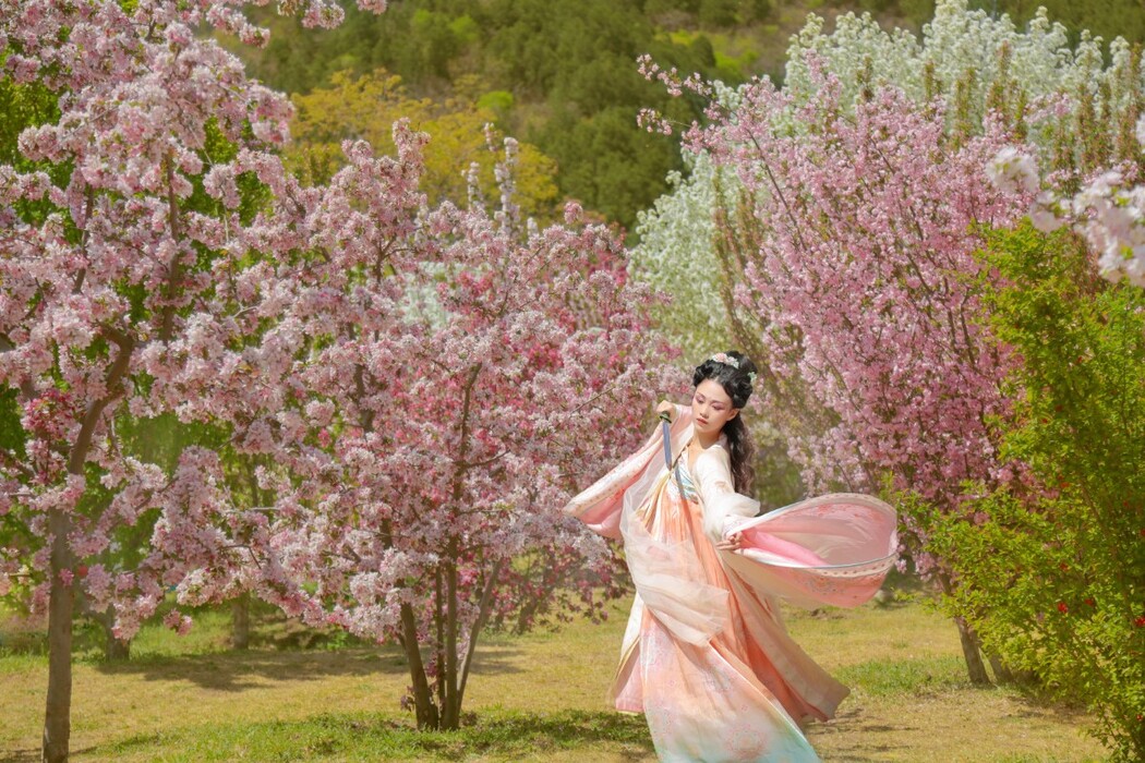YiTuYu艺图语 Vol.1592 Qing Shuang e