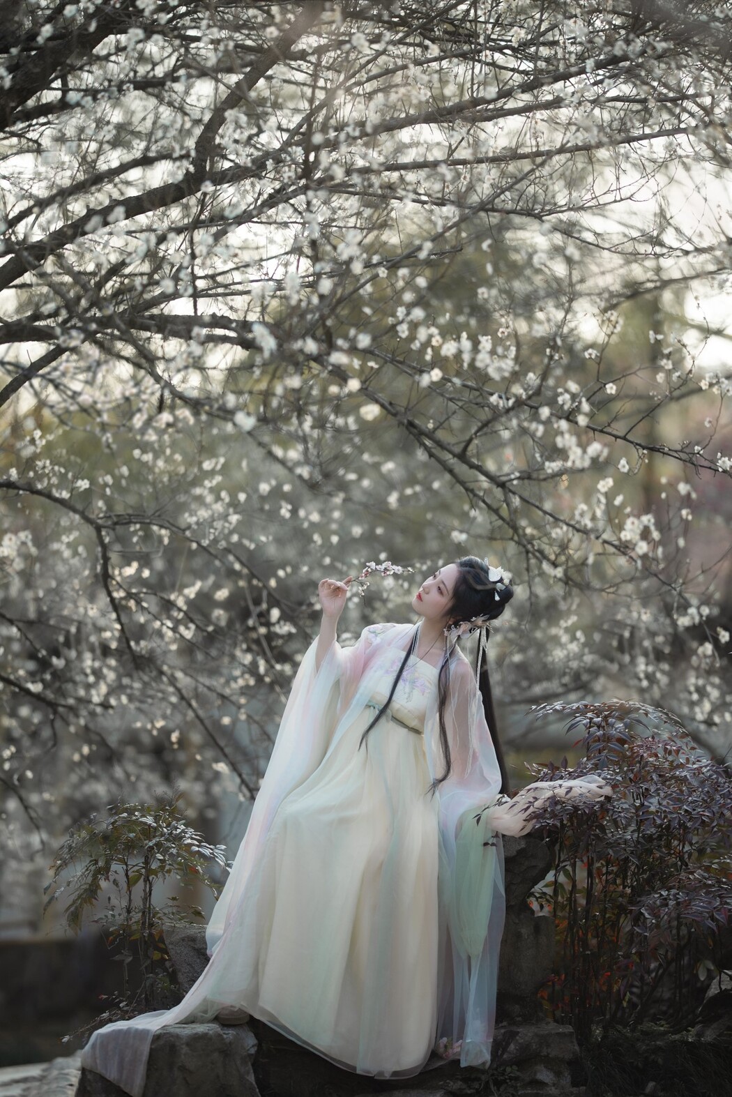 YiTuYu艺图语 Vol.1562 Xiao Wen Nuan Xiang Yao Ge Da Tai Yang
