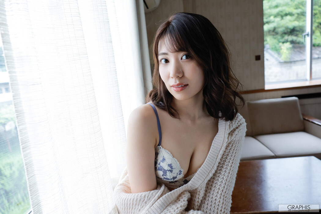 Aika Yamagishi 山岸逢花, [Graphis] Summer Special 「Duende」 Vol.04