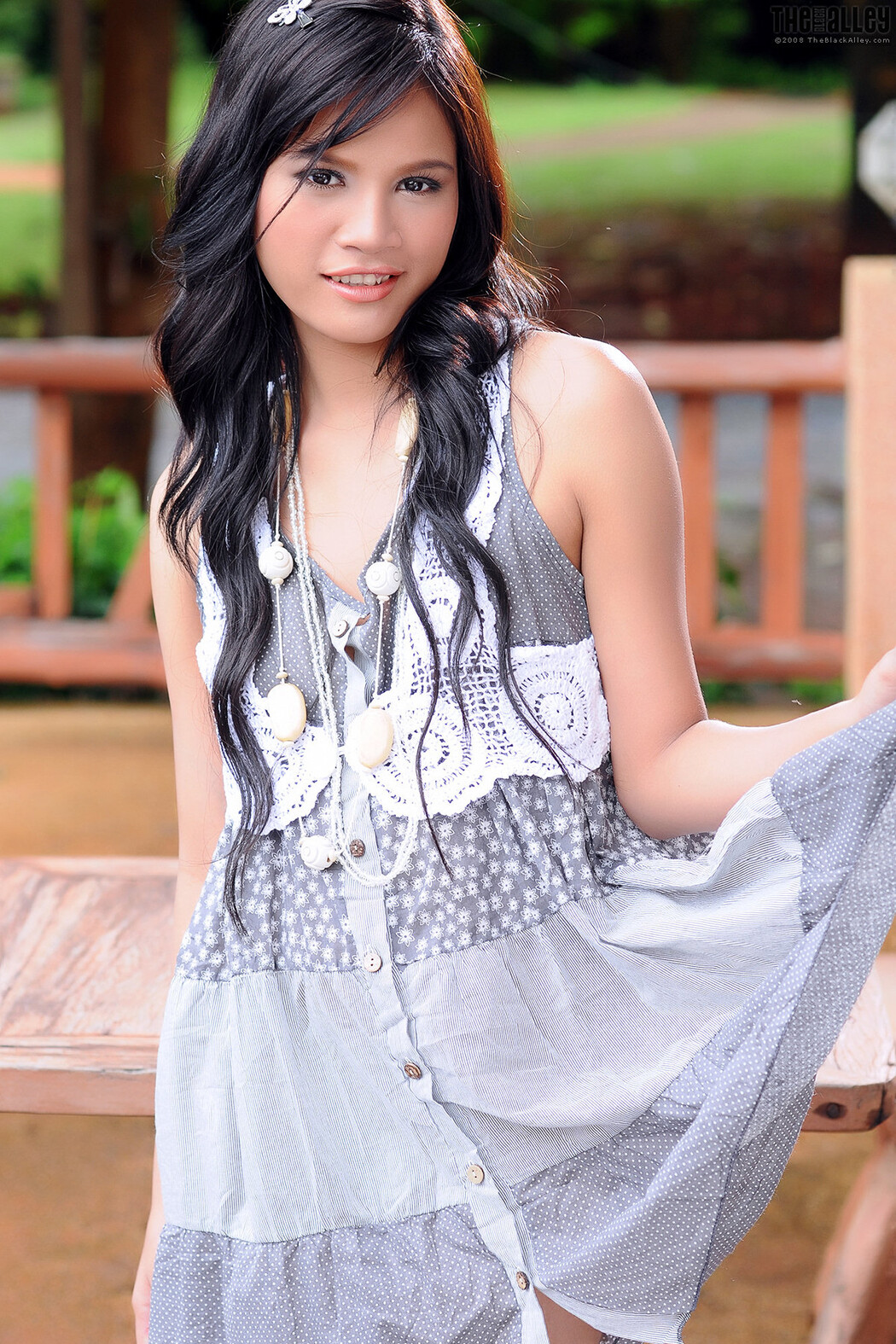 Honey Koo The Black Alley Photobook Set.02