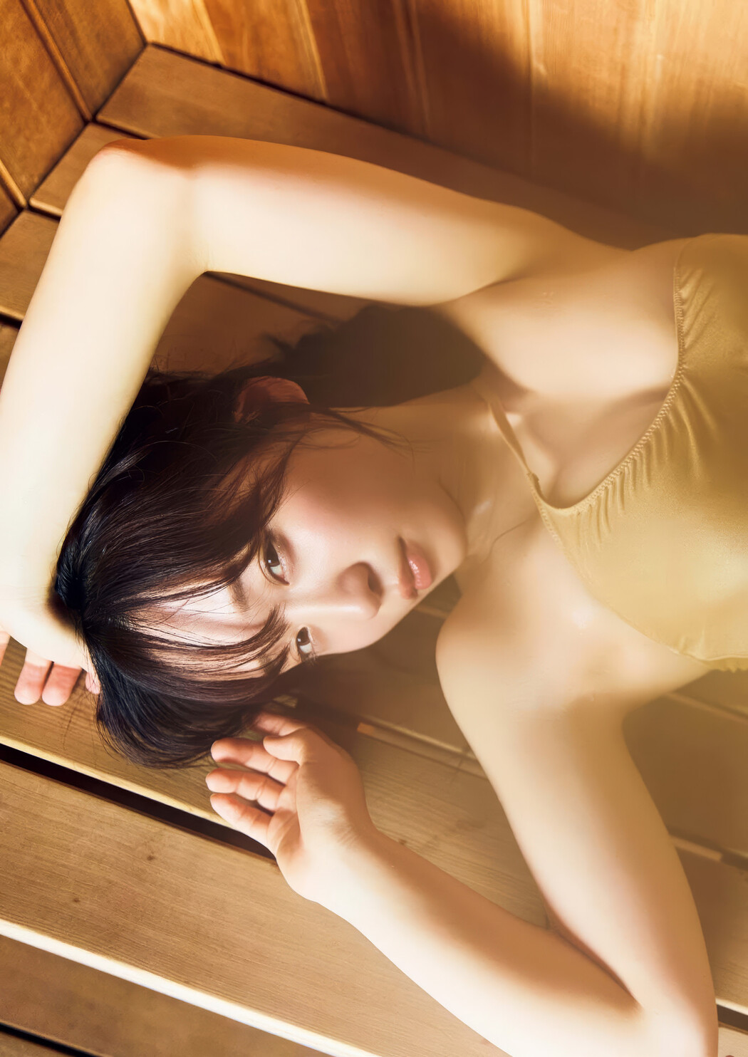 Moe Iori 伊織もえ, Big Comic Spirits 2025 No.23 (ビッグコミックスピリッツ 2025年23号)