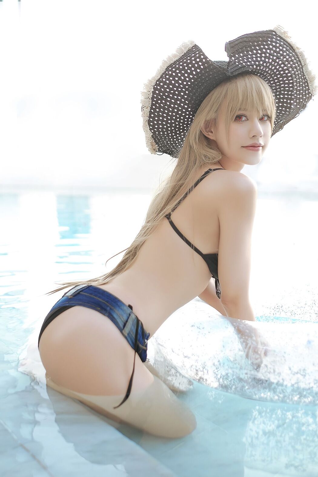 Coser@PingPing – Jean Bart Swimsuit
