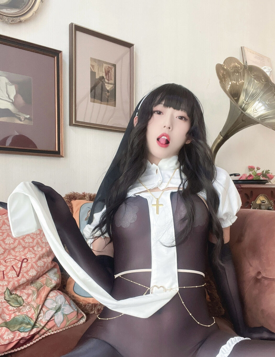 Coser@Money冷冷 – 修女