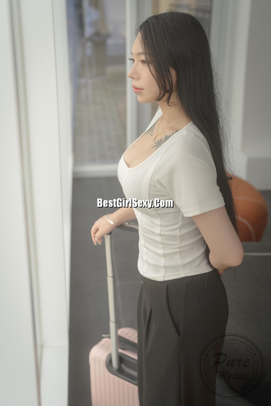 PureMedia Vol.254 YeonHwa – Secret Summer Picnic A