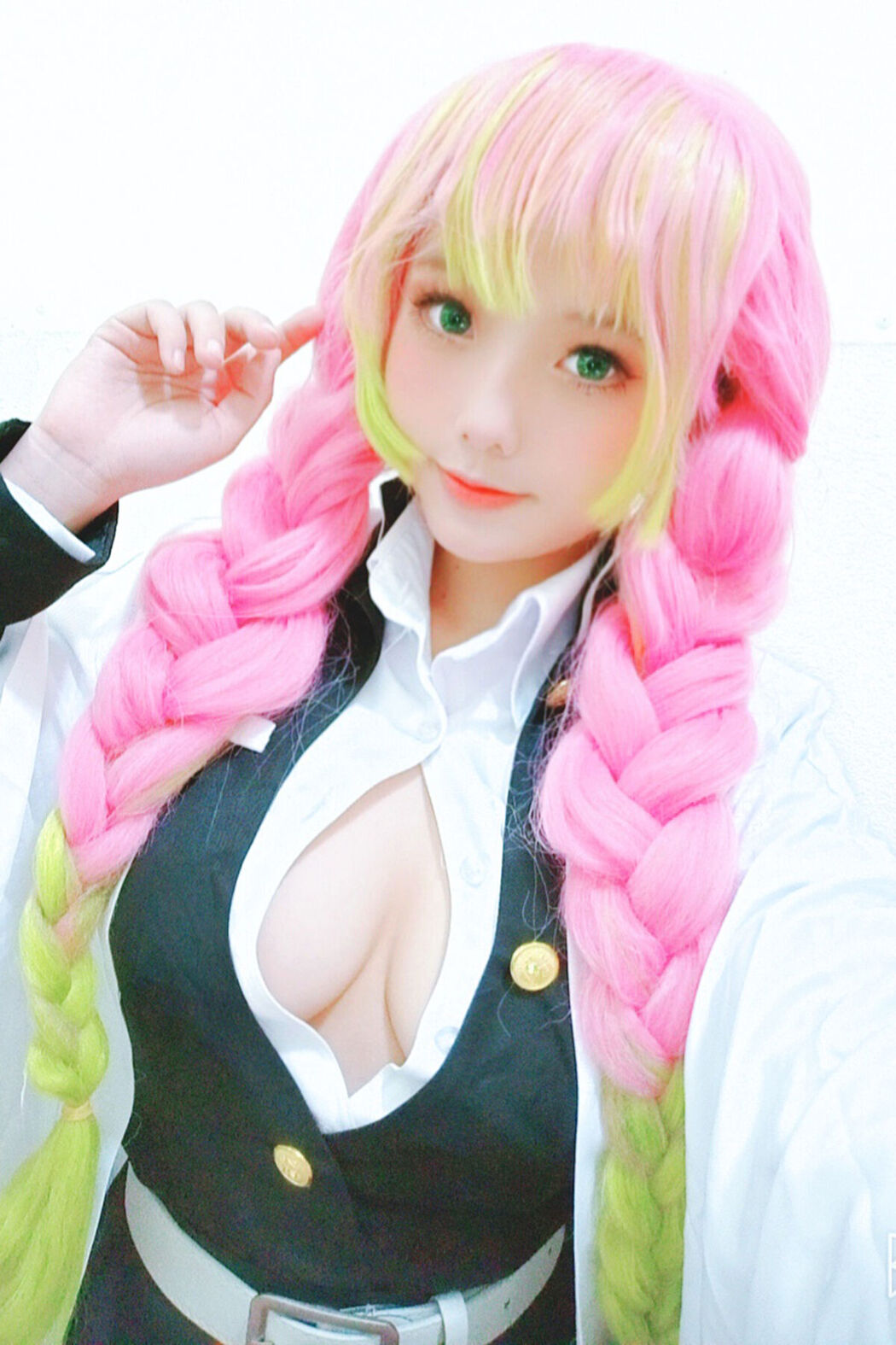 Coser@Messie Huang – Kanroji Cover Photo
