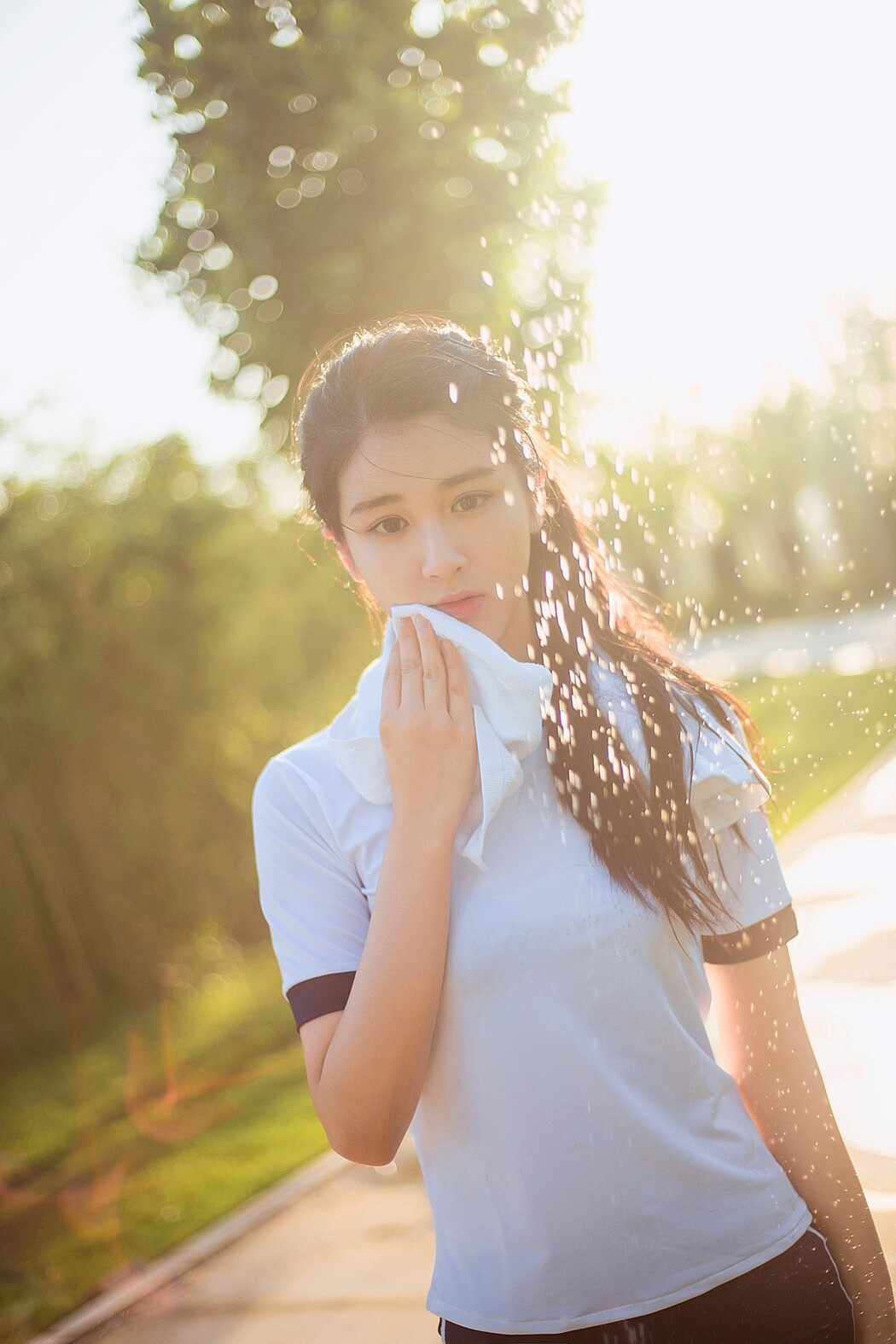 YiTuYu艺图语 Vol.1651 Shang Yu Qian Momooly