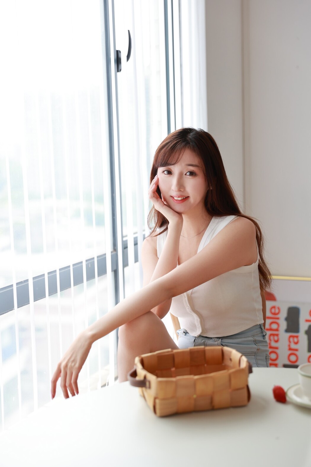 YiTuYu艺图语 Vol.1670 Xiao Peng Yu