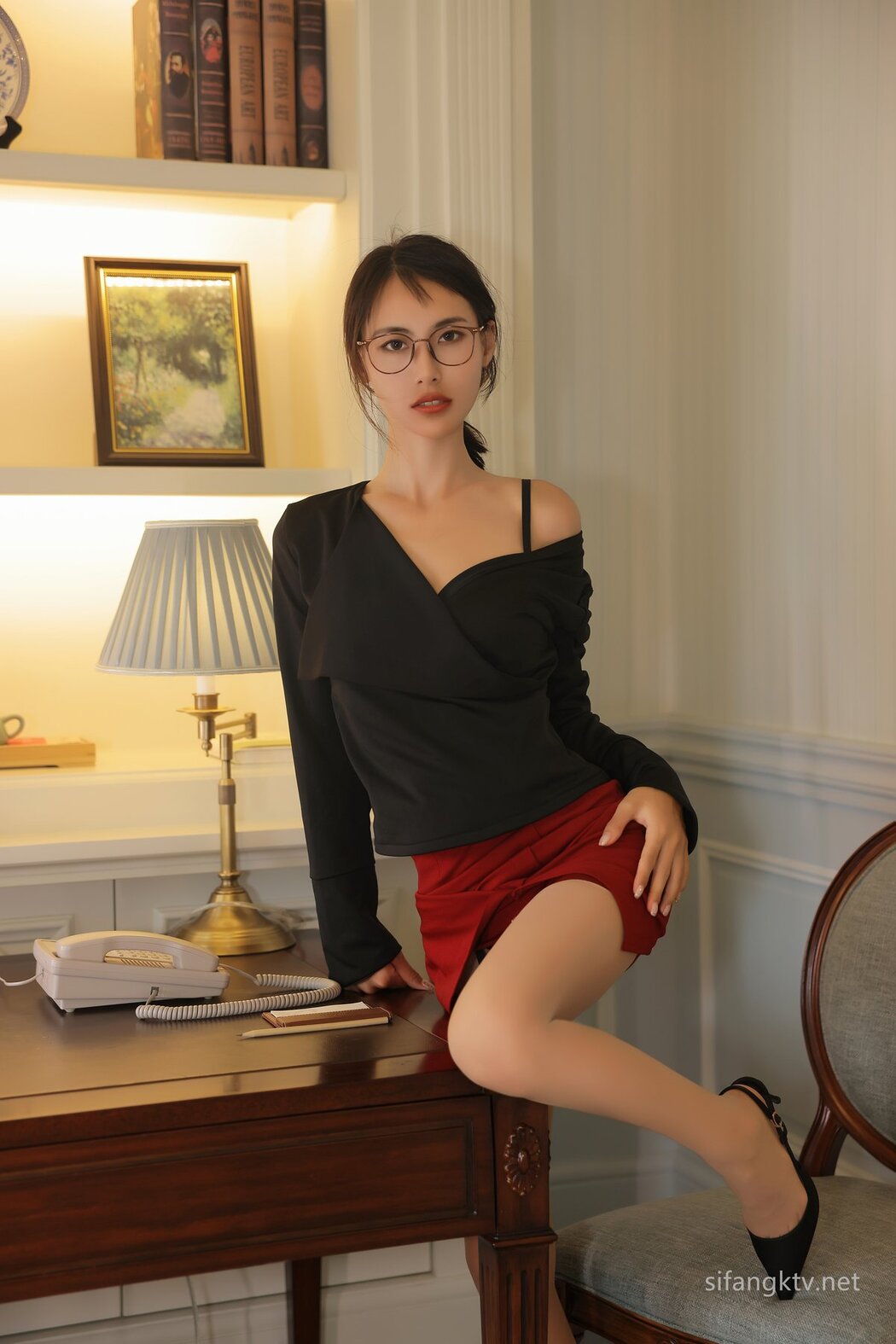XR Uncensored lingyu69 – 性感御姐 全裸反差感强 三点全漏 粉鲍