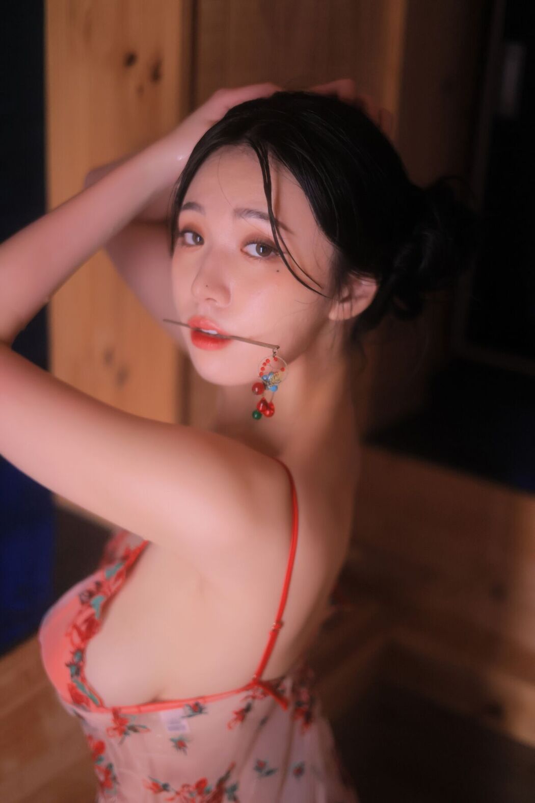 Yeon Woo 연우 – Heat Part2
