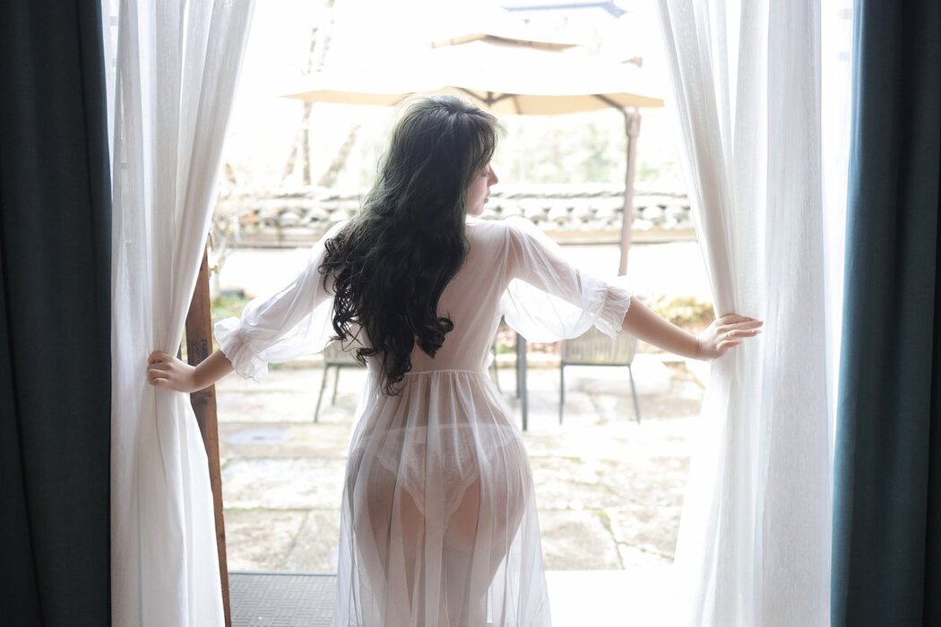 XR Uncensored Shen Si Yi 沈思怡 – 性感薄纱