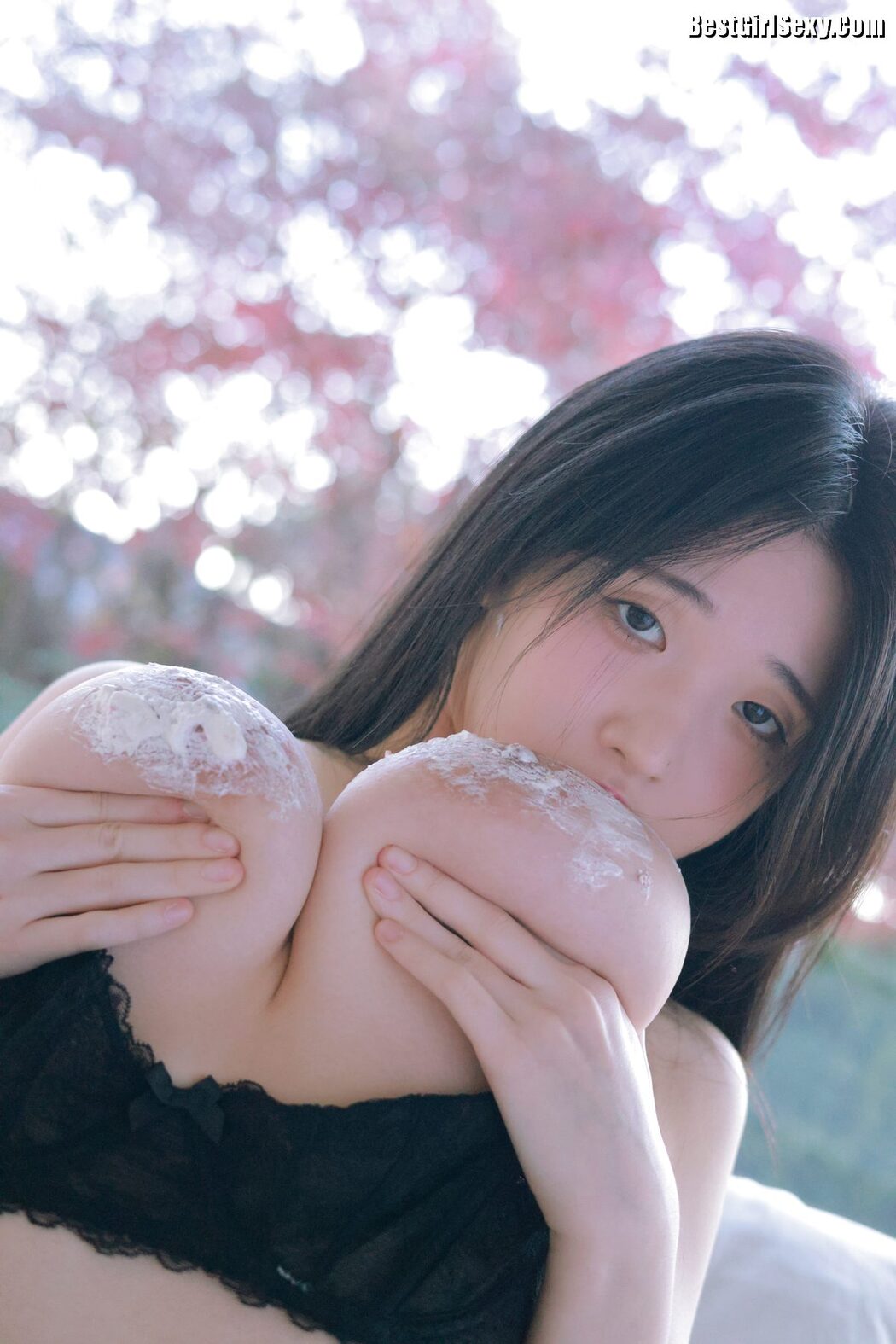 Yeon Woo 연우 – Happy Birthday A