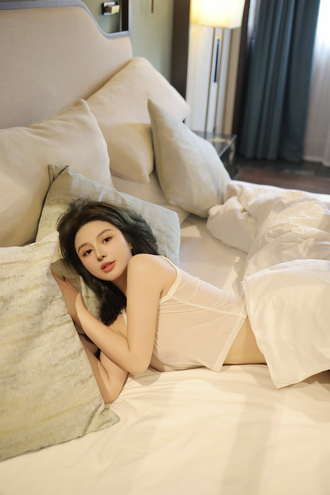 XR Uncensored Shen Si Yi 沈思怡 – 色白内衣内购版 Part1