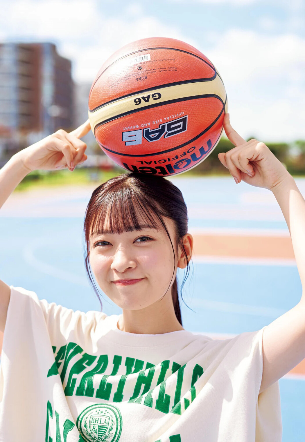 Nozomi Suzuhara 鈴原希実, Young Jump 2025 No.23 (ヤングジャンプ 2025年23号)