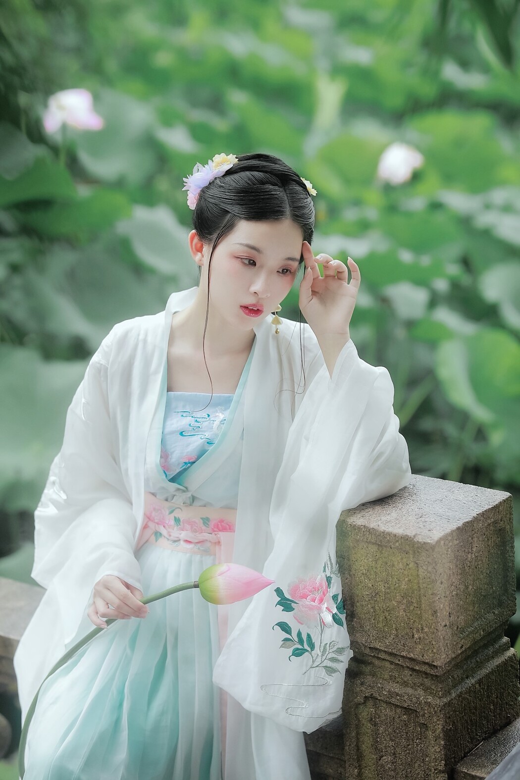 YiTuYu艺图语 Vol.1681 Miao Miao Jia De Xiao Yu Gan