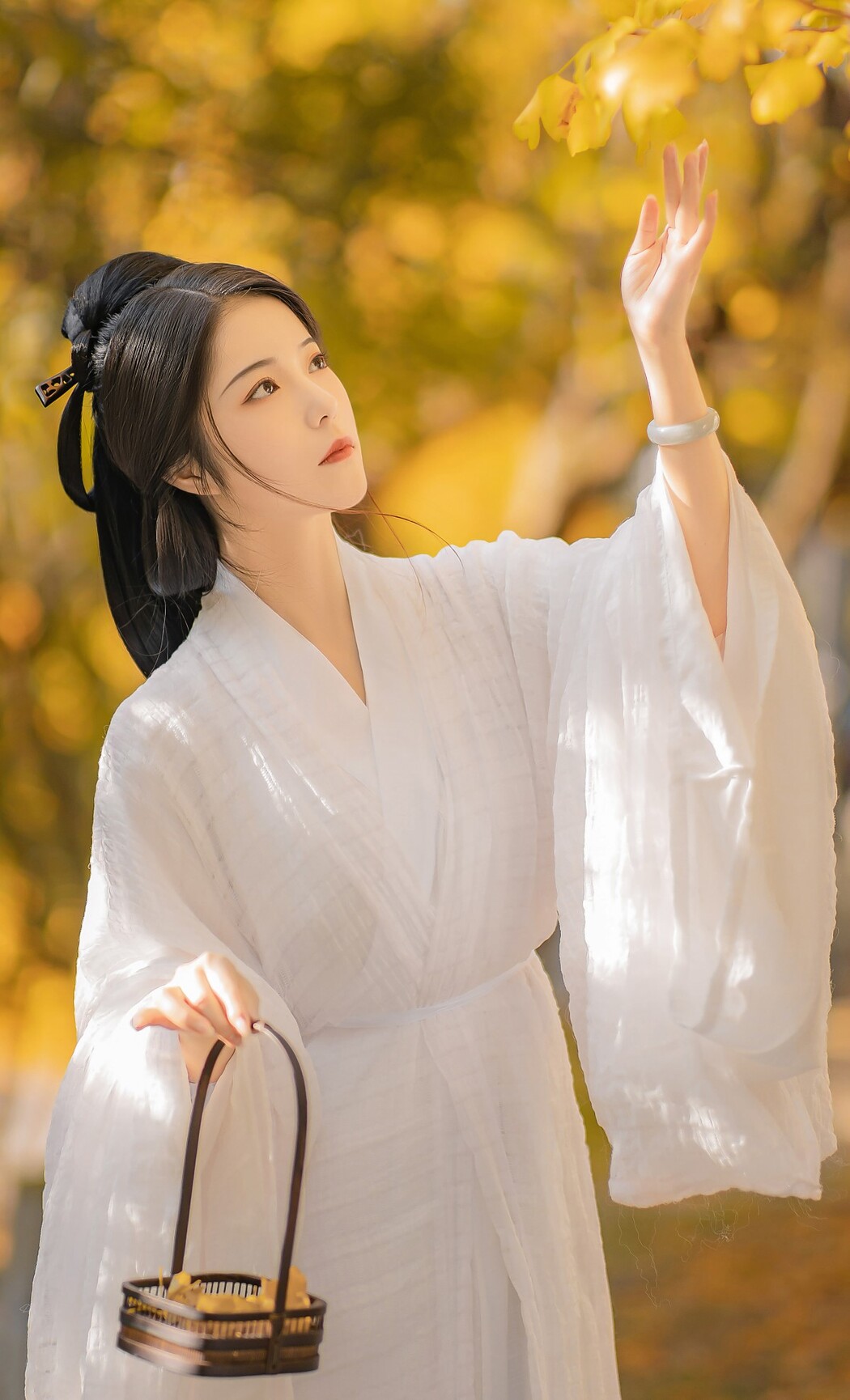 YiTuYu艺图语 Vol.1692 Tong Tong