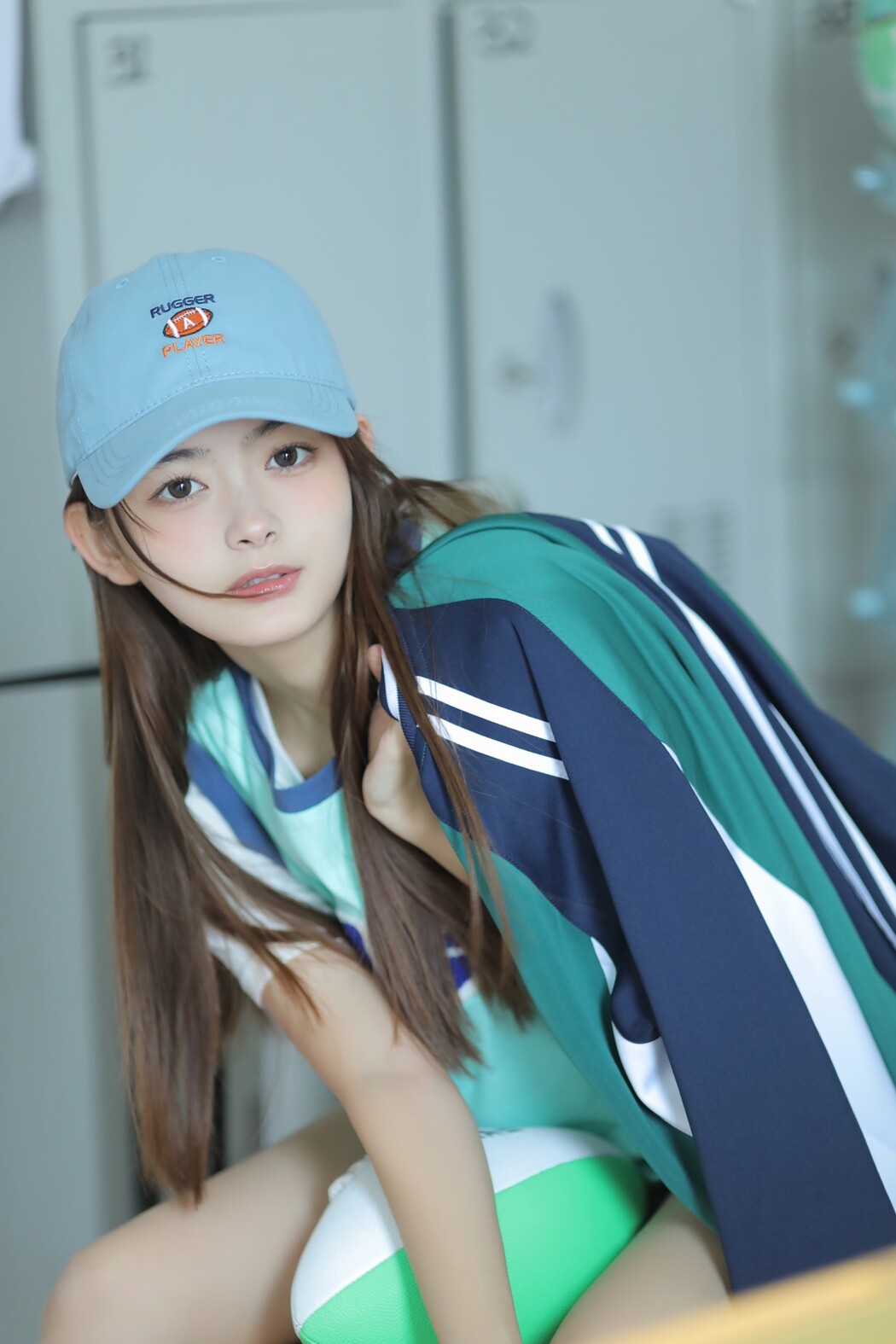 YiTuYu艺图语 Vol.1702 He Jing Xuan