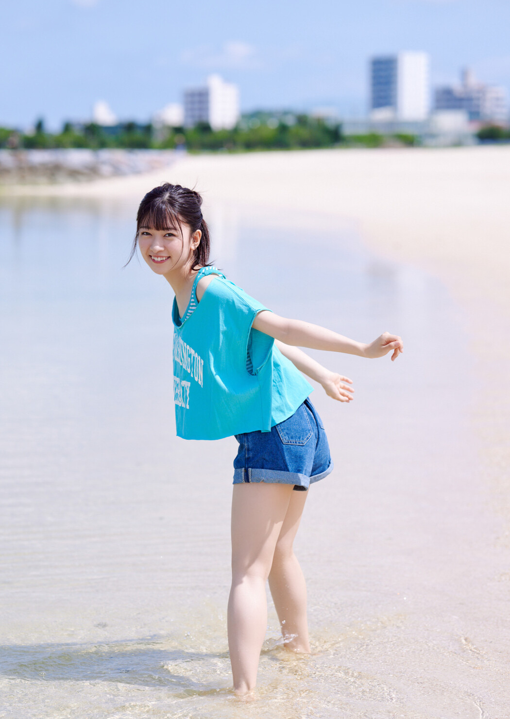 Nozomi Suzuhara 鈴原希実, Young Jump 2025 No.23 (ヤングジャンプ 2025年23号)