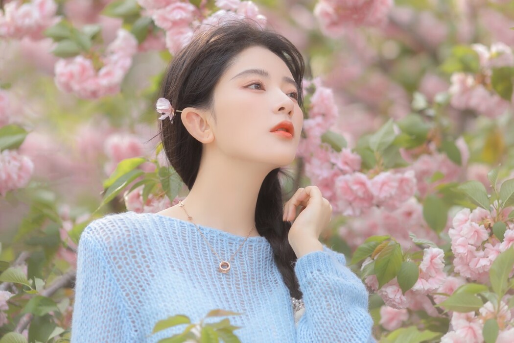 YiTuYu艺图语 Vol.1740 Yang Yi Mo