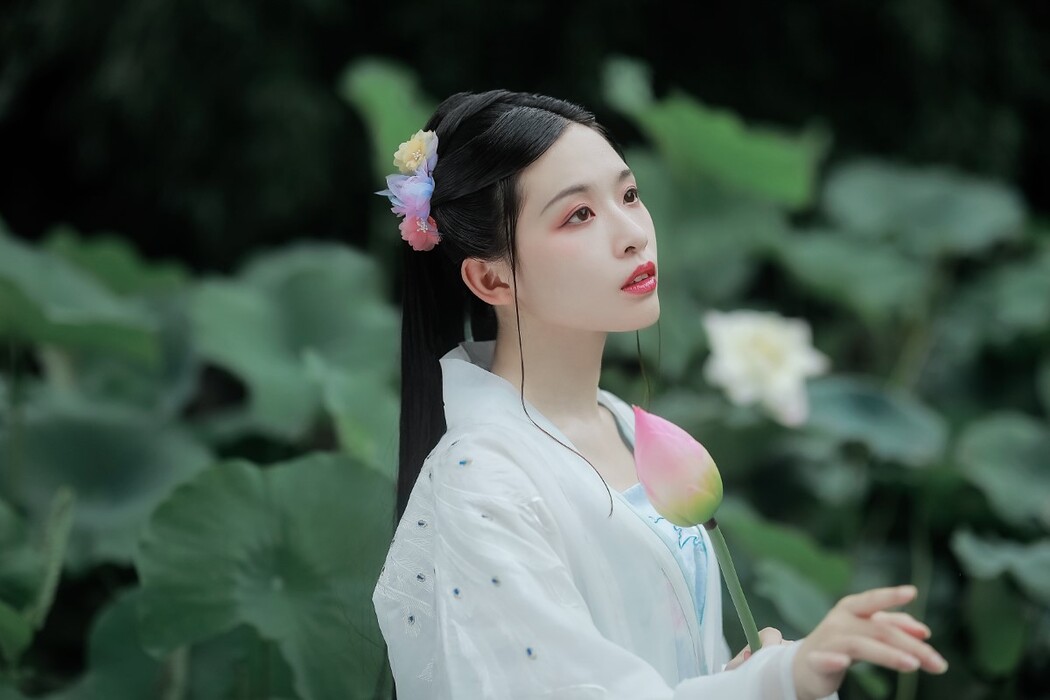 YiTuYu艺图语 Vol.1681 Miao Miao Jia De Xiao Yu Gan