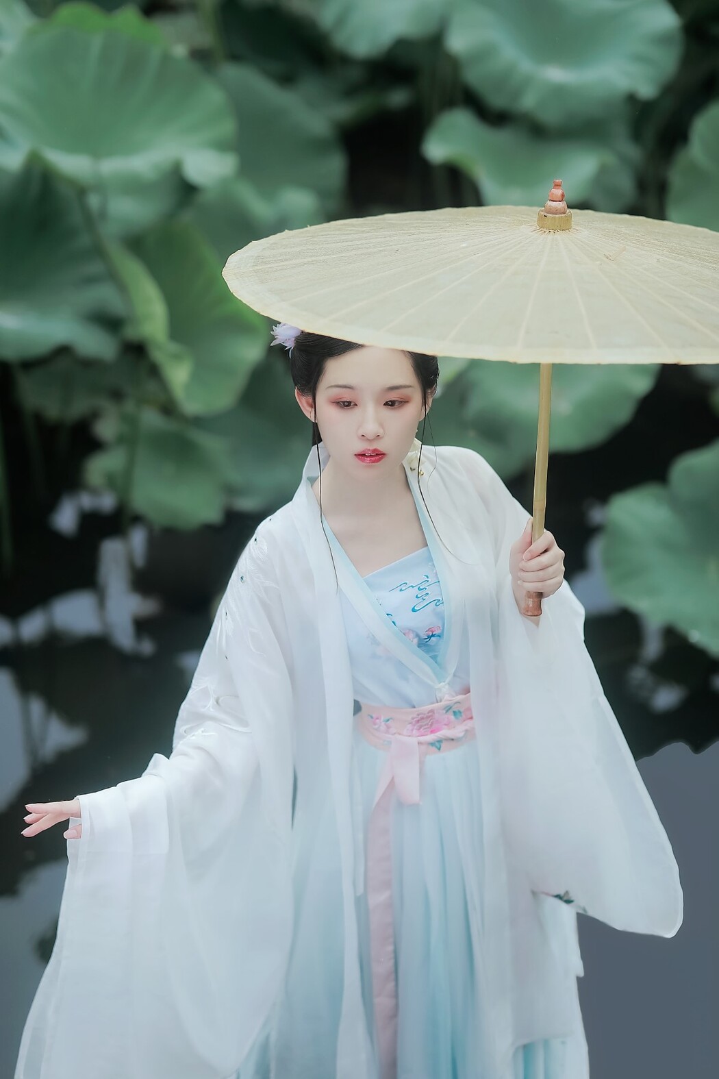 YiTuYu艺图语 Vol.1681 Miao Miao Jia De Xiao Yu Gan