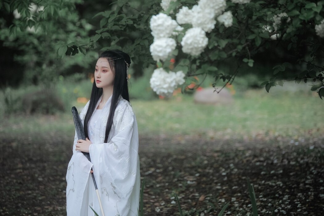 YiTuYu艺图语 Vol.1674 Yun Zhi Shi Xiao Hu Li Ya