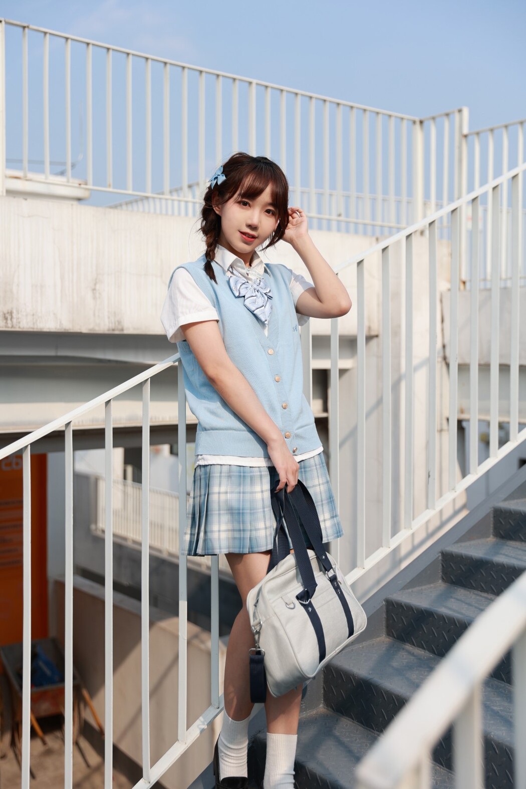 YiTuYu艺图语 Vol.1701 Xiao Shu