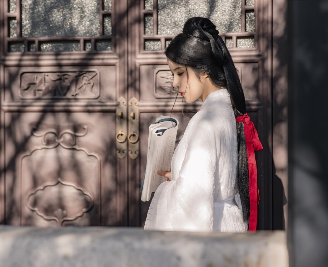 YiTuYu艺图语 Vol.1692 Tong Tong