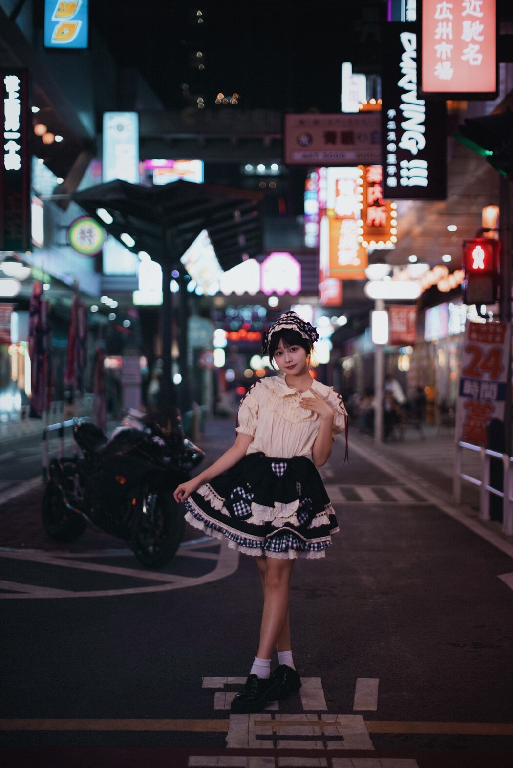 YiTuYu艺图语 Vol.1720 Xiao Guan