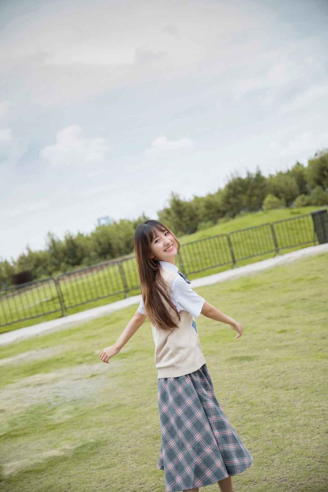 YiTuYu艺图语 Vol.1696 Ria Li Li Li