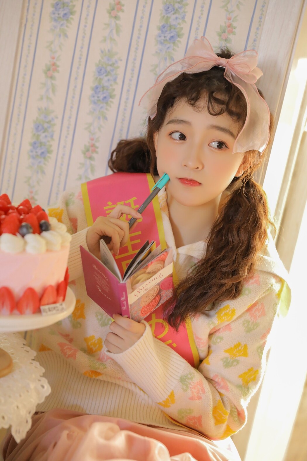 YiTuYu艺图语 Vol.1731 Xue Er Shi Ge Zi Ran Juan