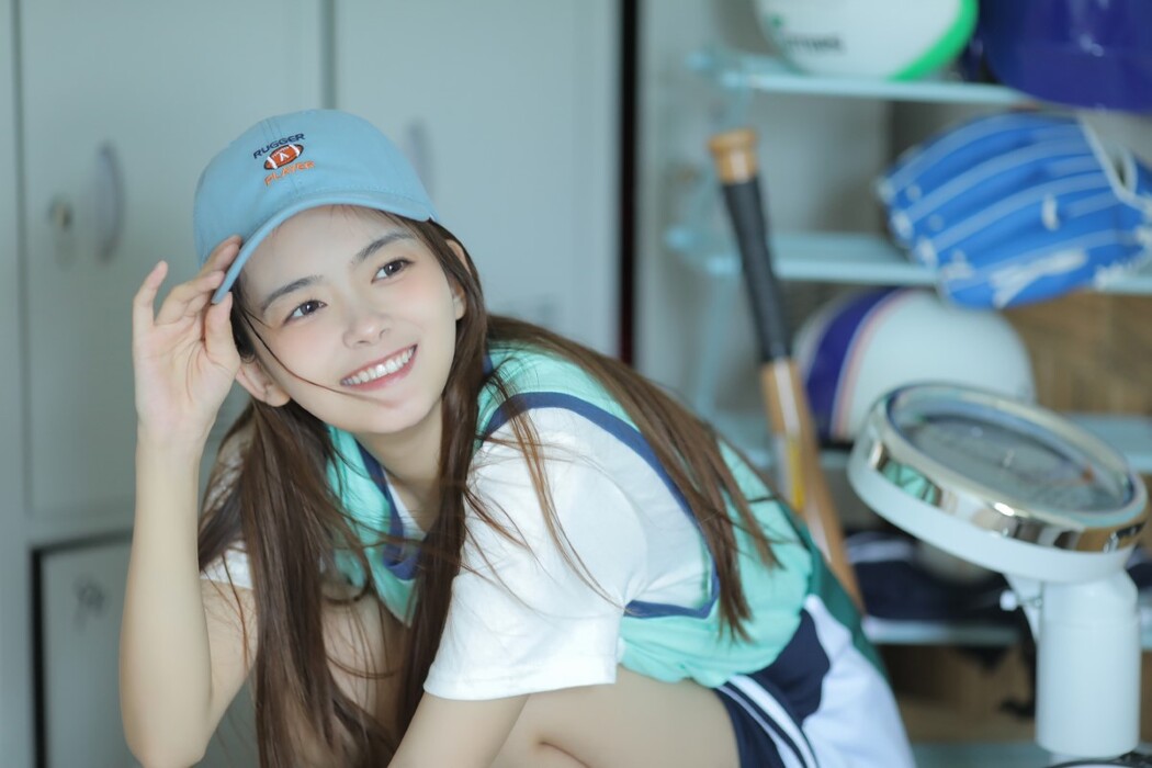 YiTuYu艺图语 Vol.1702 He Jing Xuan