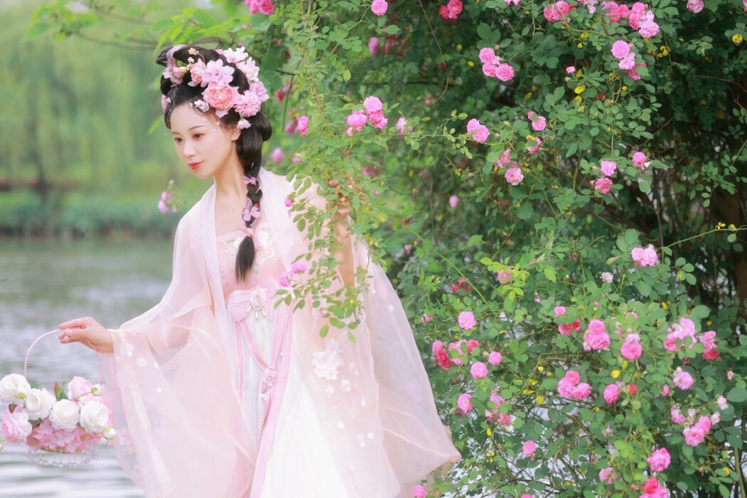 YiTuYu艺图语 Vol.1705 Xiao Xiao